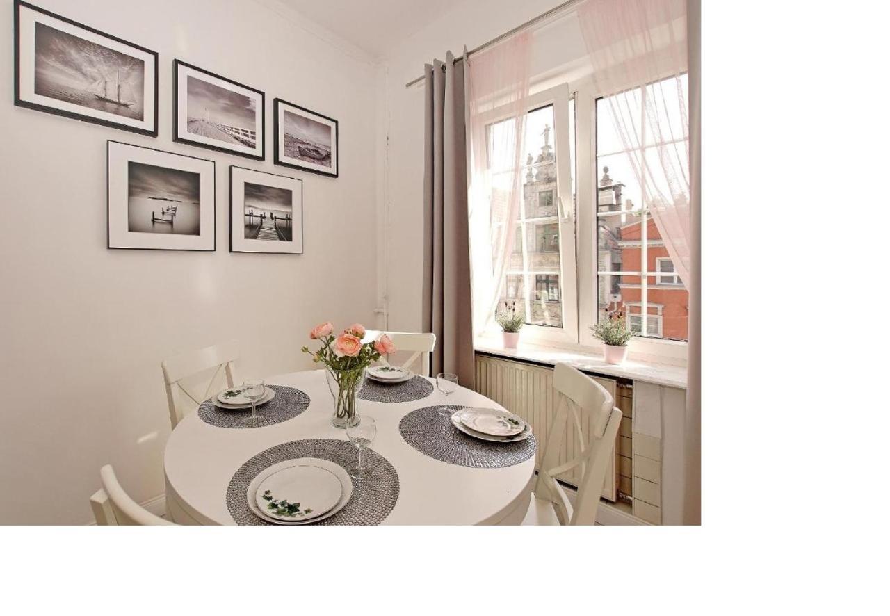 Apartament Kameralny Dluga 50 Gdańsk Exteriör bild